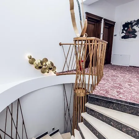 Galleria Hotel 4*